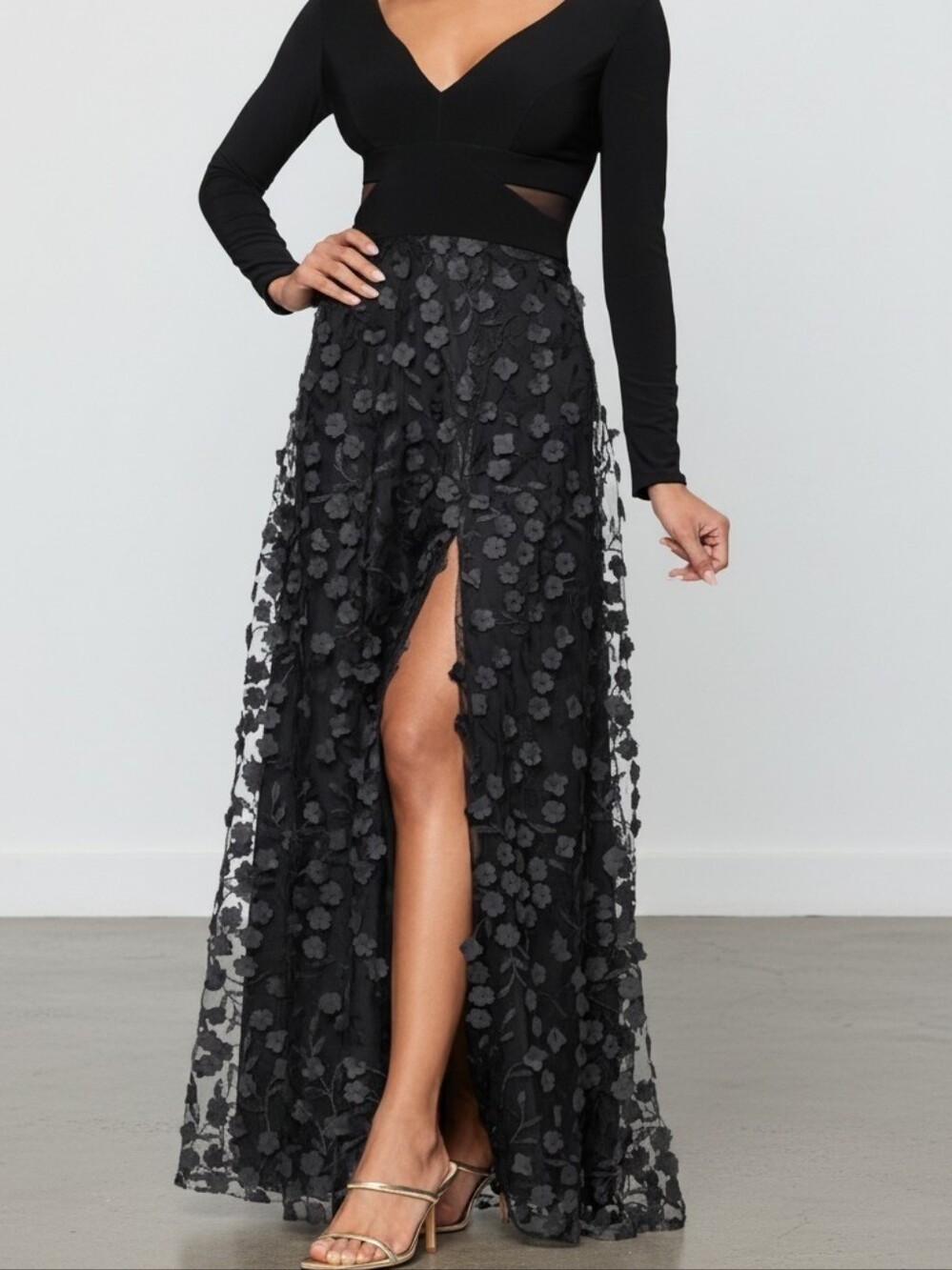 NWT XSCAPE Black Floral Appliqué Mesh Maxi Gown Plus Size 22W